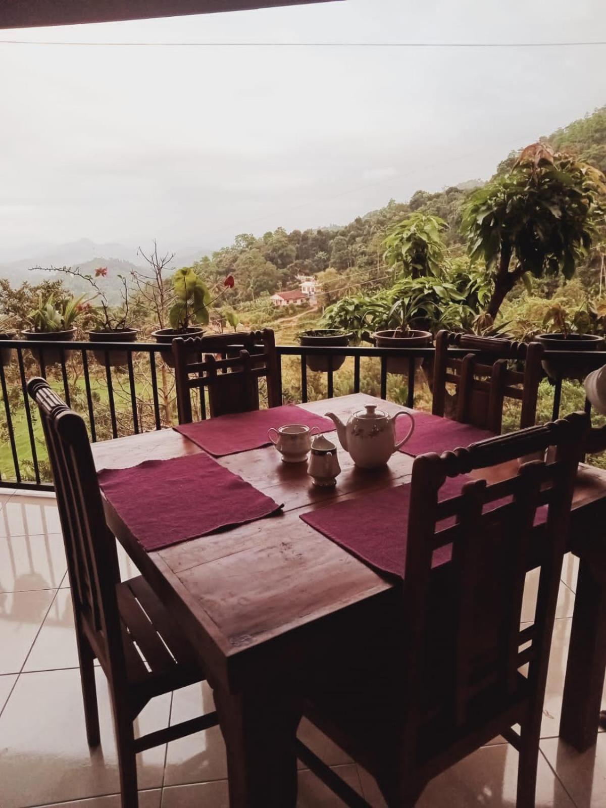 Kandy Ivy Mountain View Resort ภายนอก รูปภาพ